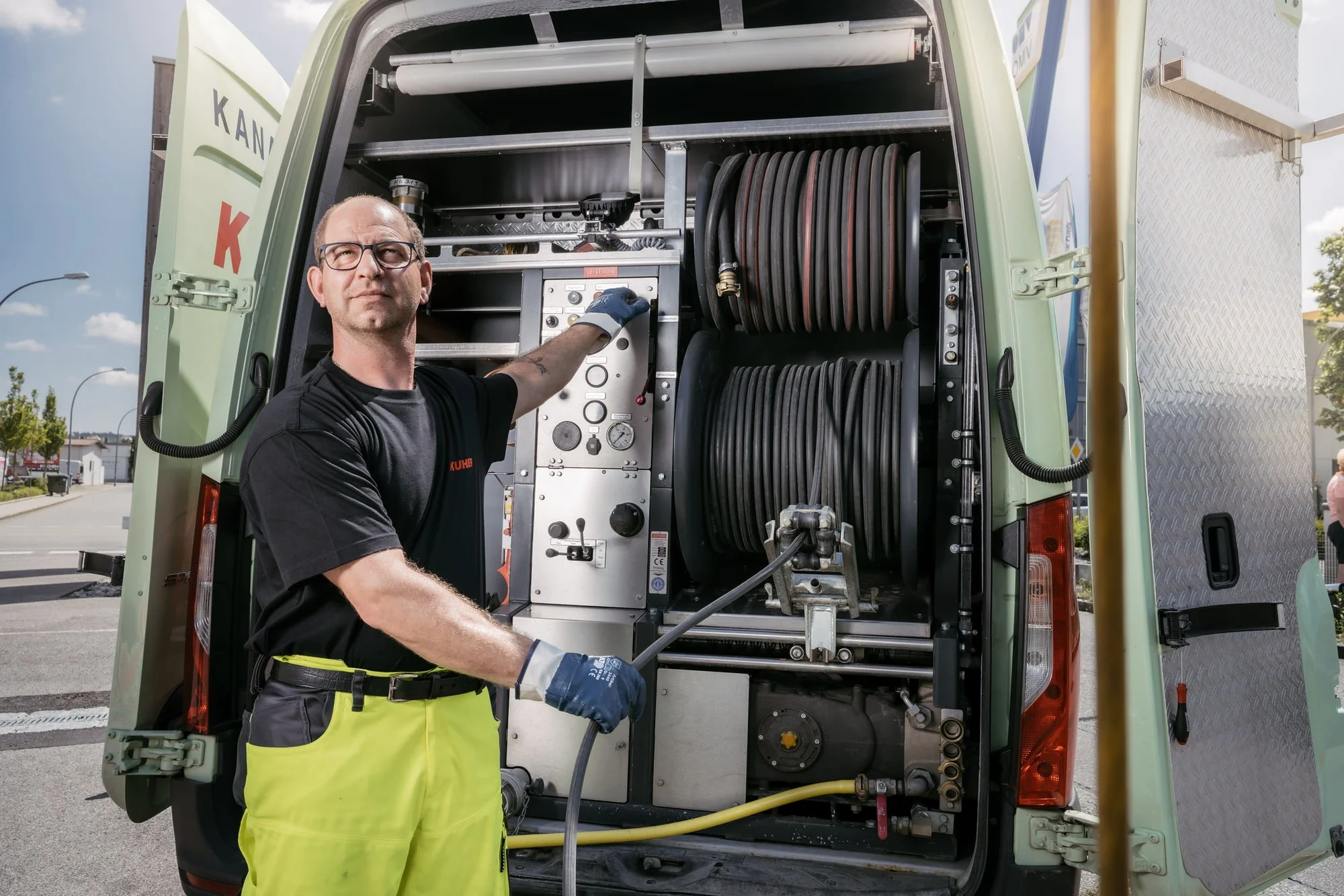 Entkiesen mit Saugtechnik in Bonn